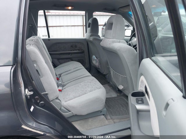 2005 HONDA PILOT LX VIN: 2HKYF18105H573608