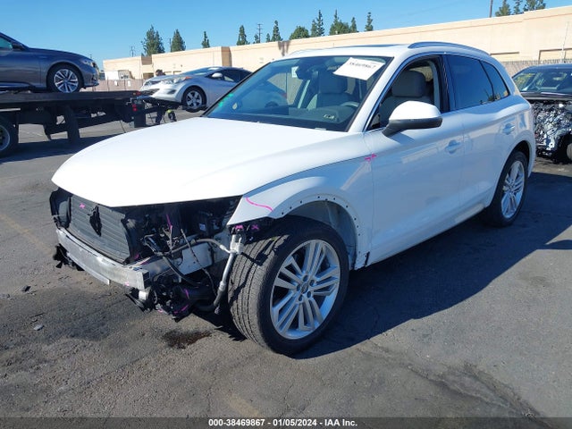 WA1BNAFY1K2086336 Audi Q5 45 Premium