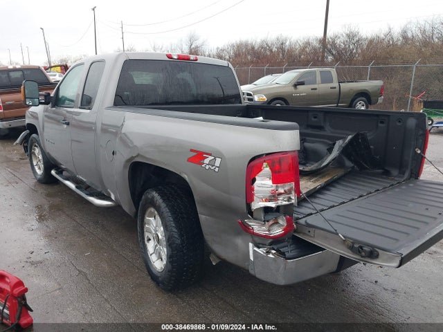 2013 CHEVROLET SILVERADO 1500 LT VIN: 1GCRKSE71DZ349107