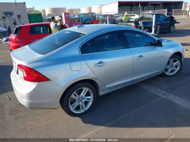 YV1612FS3E1284375 Volvo S60