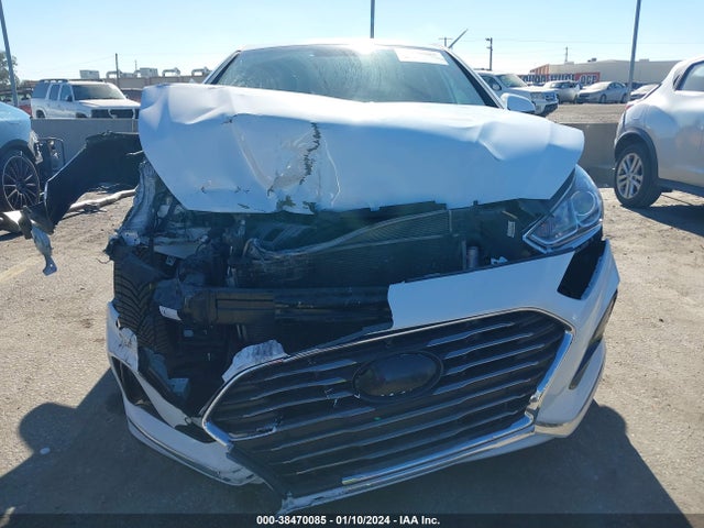Hyundai SONATA SE 2018 5NPE24AF3JH677588 Image 13