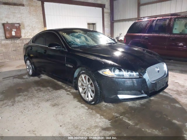 2012 JAGUAR XF SAJWA0FB2CLS43037 Photo 0