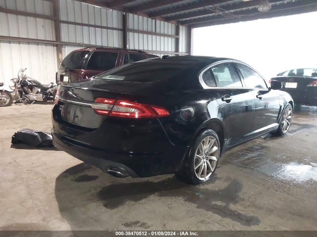2012 JAGUAR XF SAJWA0FB2CLS43037 Photo 3