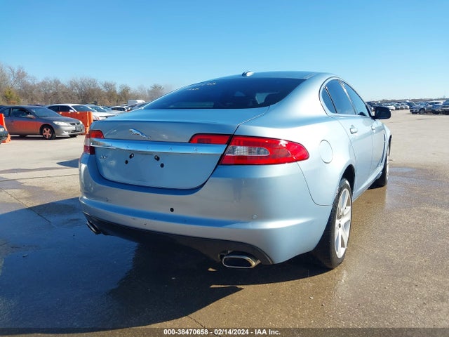 2009 JAGUAR XF SAJWA05BX9HR09493 Photo 3