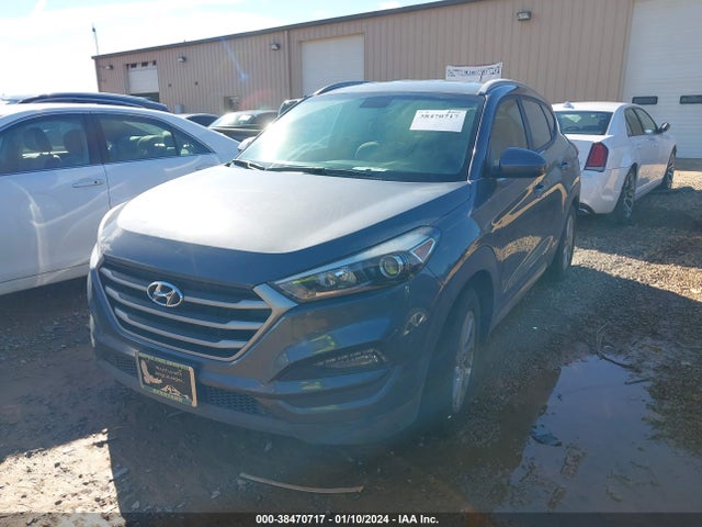 Hyundai TUCSON SE 2017 KM8J33A47HU336047 Image 2
