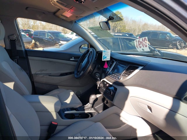 Hyundai TUCSON SE 2017 KM8J33A47HU336047 Image 5