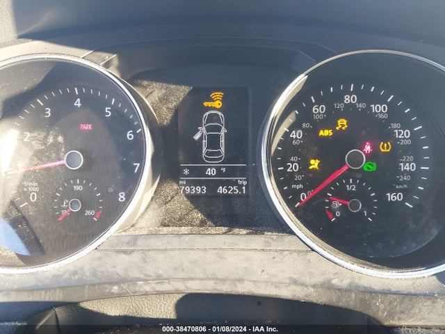 3VWDB7AJ7JM263481 Volkswagen Jetta 1.4t Se/1.4t Wolfsburg Edition