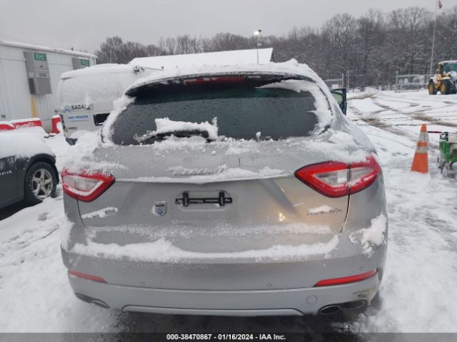 ZN661YUL5HX227986 Maserati LEVANTE S