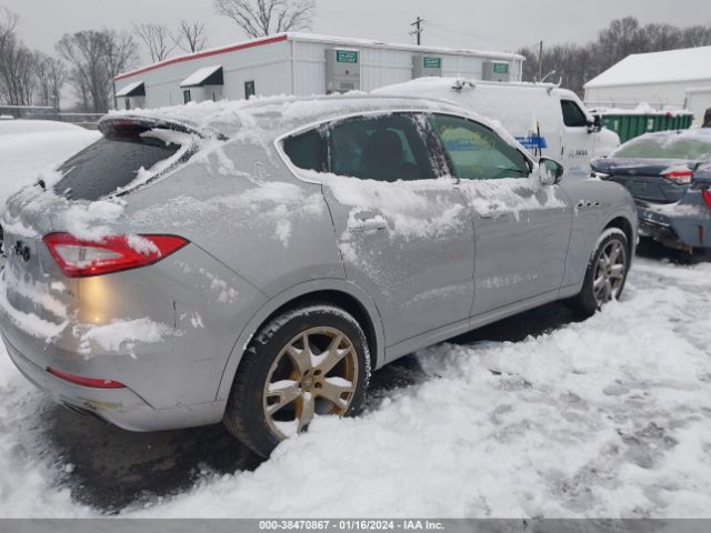 ZN661YUL5HX227986 Maserati LEVANTE S