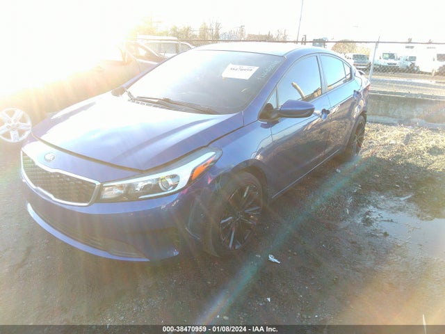 KIA FORTE LX 2018 3KPFK4A74JE283261 Image 2