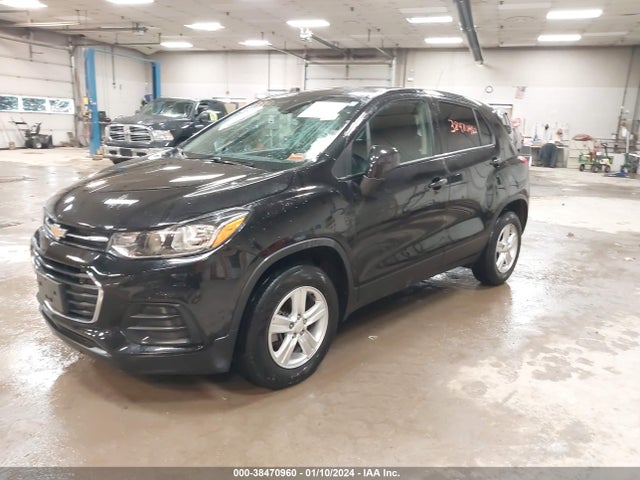 Chevrolet Trax Awd Ls 2022 KL7CJNSMXNB552332 Image 2