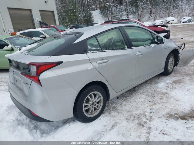 Toyota Prius Le Awd-e 2020 JTDL9RFU9L3017335 Image 4