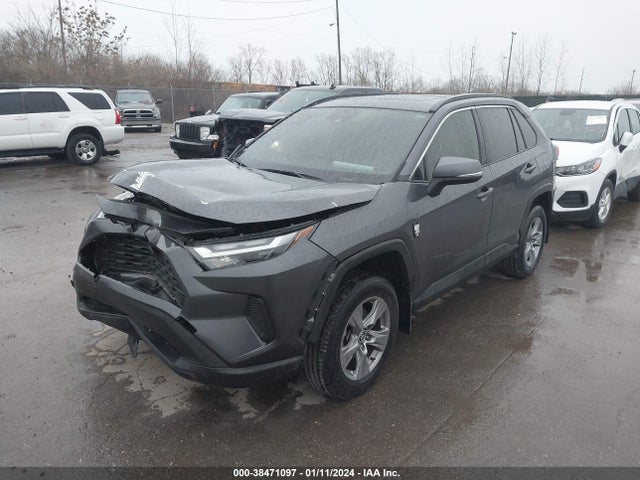 2022 TOYOTA RAV4 XLE VIN: JTMP1RFV9NJ040484