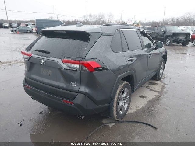 2022 TOYOTA RAV4 XLE VIN: JTMP1RFV9NJ040484