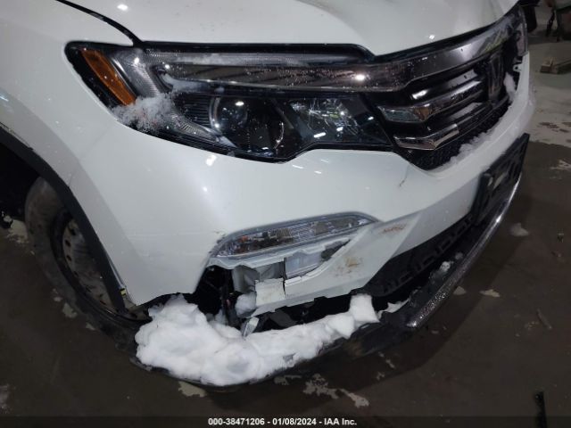 5FNYF6H98JB010480 Honda Pilot Touring