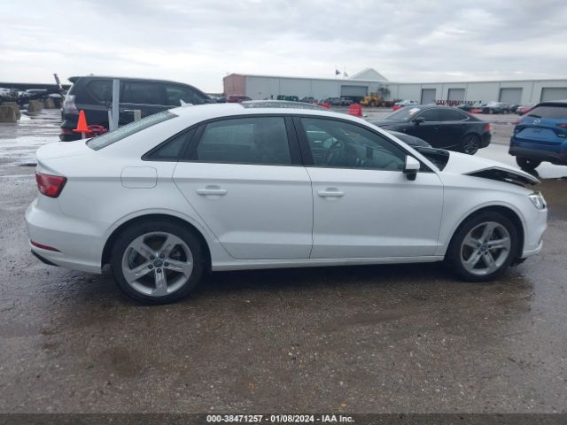 WAUAUGFF0J1041718 Audi A3 2.0t Premium/2.0t Tech Premium