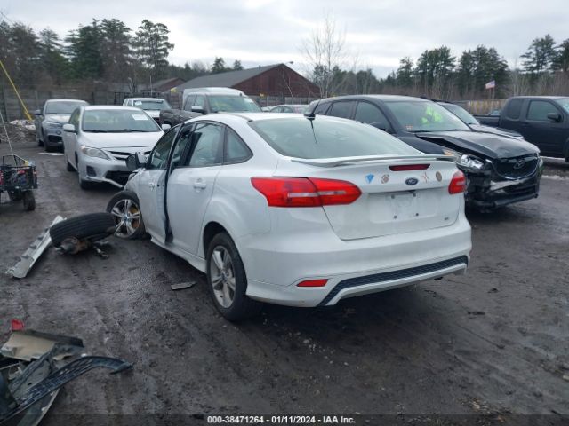 1FADP3F25FL321116 Ford FOCUS SE