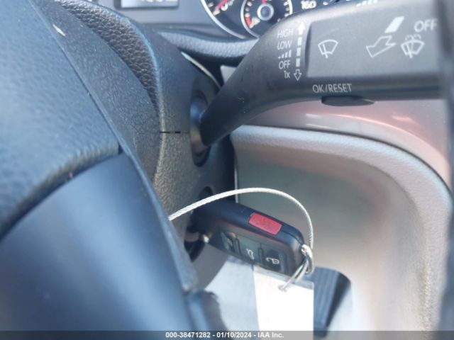 1VWAS7A33EC116702 Volkswagen Passat 1.8t Wolfsburg Edition