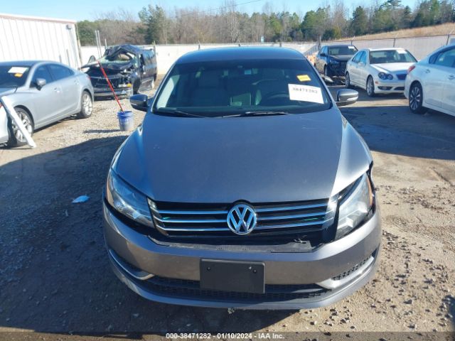 1VWAS7A33EC116702 Volkswagen Passat 1.8t Wolfsburg Edition