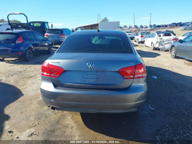 1VWAS7A33EC116702 Volkswagen Passat 1.8t Wolfsburg Edition