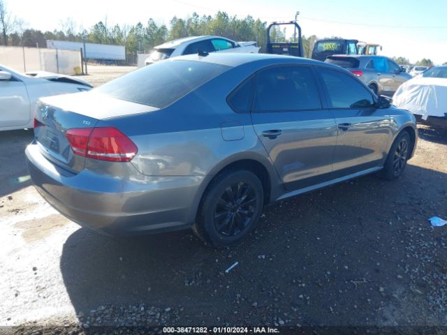 1VWAS7A33EC116702 Volkswagen Passat 1.8t Wolfsburg Edition
