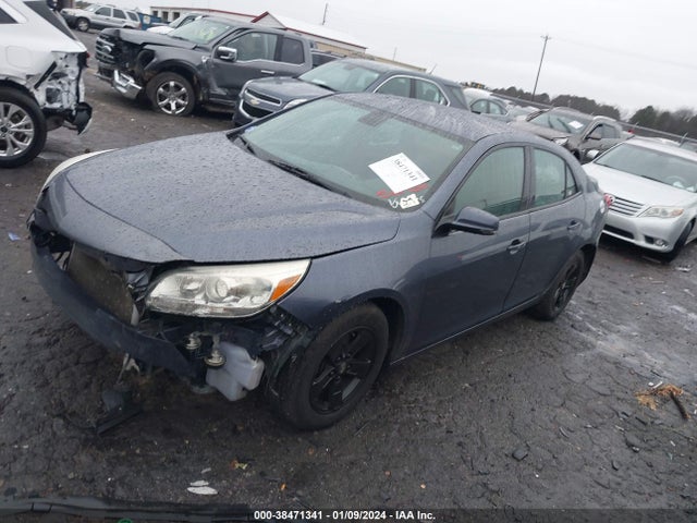 Chevrolet MALIBU 1LT 2015 1G11C5SL6FF232181 Image 2