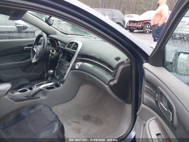 Chevrolet MALIBU 1LT 2015 1G11C5SL6FF232181 Image 5