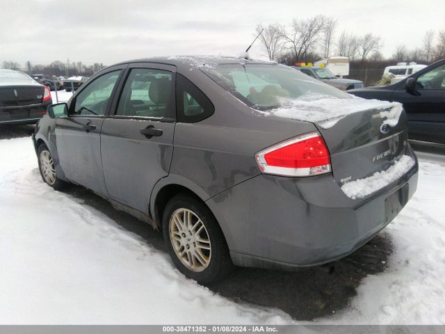 2010 FORD FOCUS SE VIN: 1FAHP3FNXAW200830