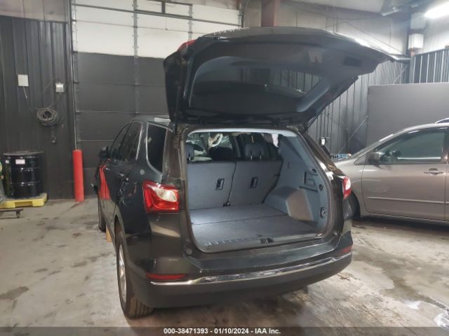 2020 CHEVROLET EQUINOX 2GNAXUEV4L6136758 Photo 2