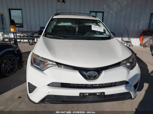 Toyota RAV4 LE 2017 JTMZFREV3HJ139799 Image 6