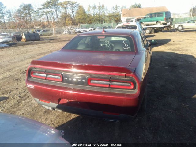 2C3CDZAG6JH215384 Dodge Challenger Sxt Plus