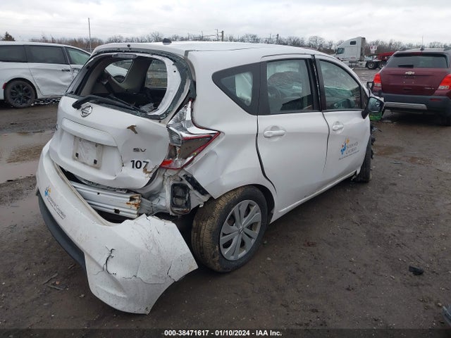 Nissan Versa Note Sv 2018 3N1CE2CP2JL369937 Image 4