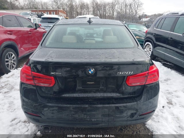 BMW 320i Xdrive 2017 WBA8A3C35HK692440 Image 16