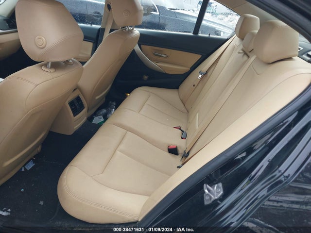 BMW 320i Xdrive 2017 WBA8A3C35HK692440 Image 8