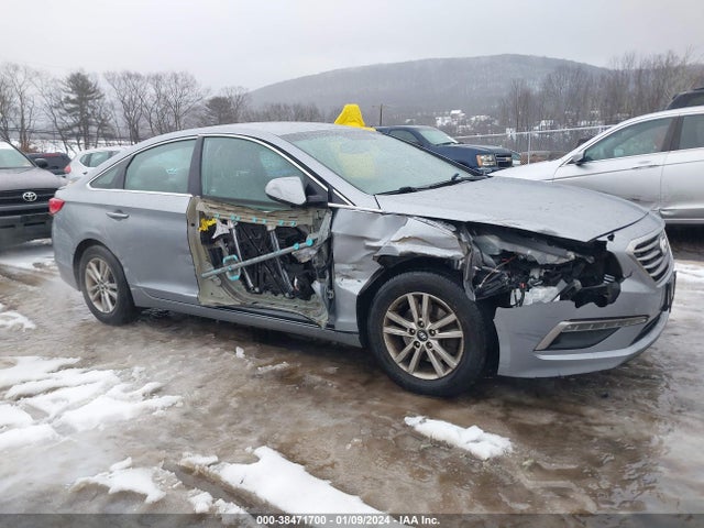 Hyundai SONATA SE 2015 5NPE24AF8FH220332 Image 6