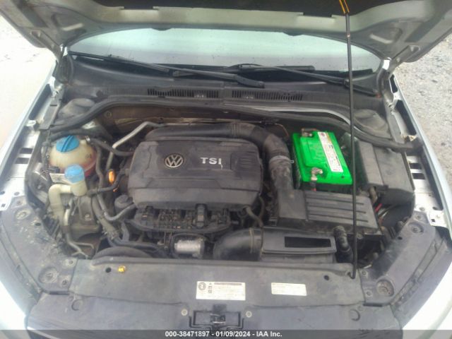 3VWD17AJ6FM232281 Volkswagen Jetta 1.8t Se