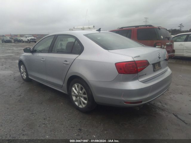 3VWD17AJ6FM232281 Volkswagen Jetta 1.8t Se