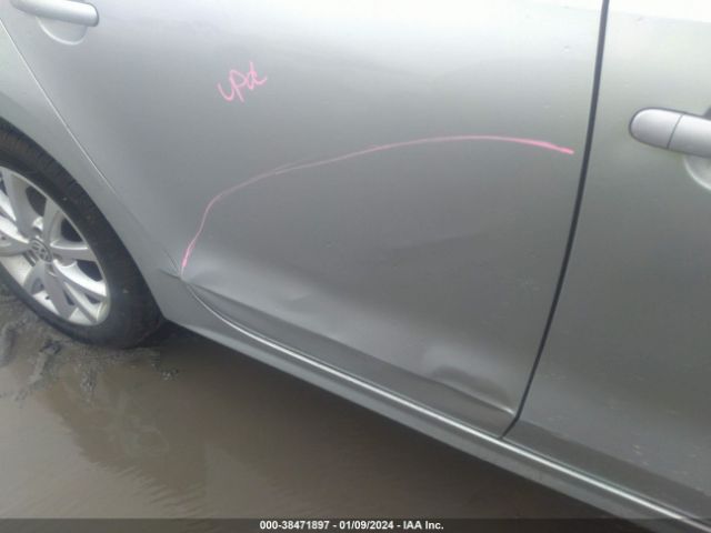 3VWD17AJ6FM232281 Volkswagen Jetta 1.8t Se