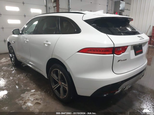 2019 JAGUAR F-PACE SADCM2FV6KA352937 Photo 2