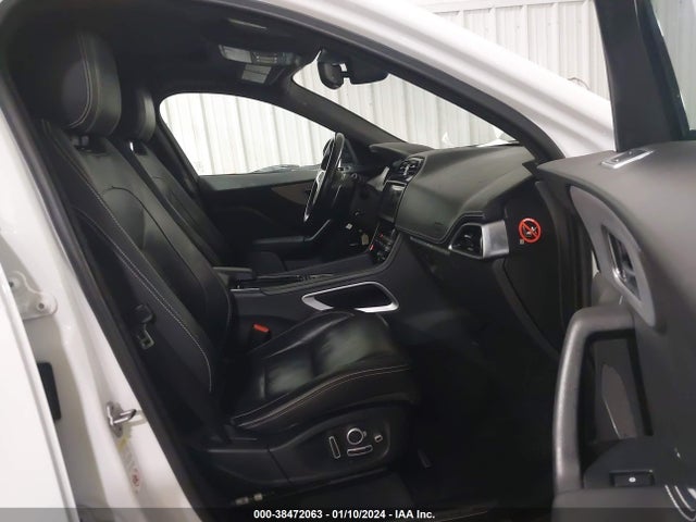 2019 JAGUAR F-PACE SADCM2FV6KA352937 Photo 4