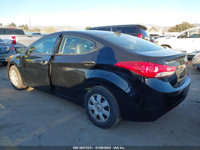 2013 HYUNDAI ELANTRA GLS VIN: 5NPDH4AE7DH211121