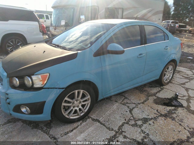 Chevrolet Sonic Lt Auto 2014 1G1JC5SH9E4151360 Image 2