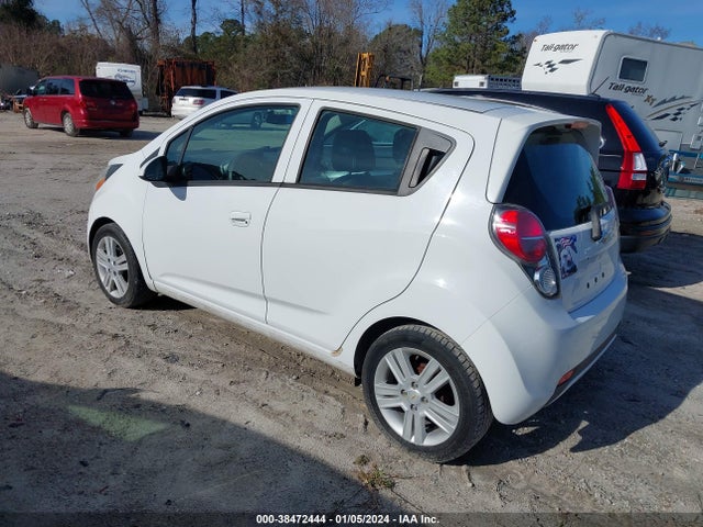 Chevrolet Spark 1lt Auto 2014 KL8CD6S97EC519304 Image 3
