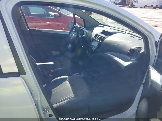 Chevrolet Spark 1lt Auto 2014 KL8CD6S97EC519304 Image 5
