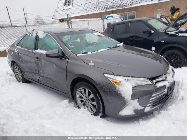 2016 TOYOTA CAMRY XLE VIN: 4T4BF1FK5GR550840