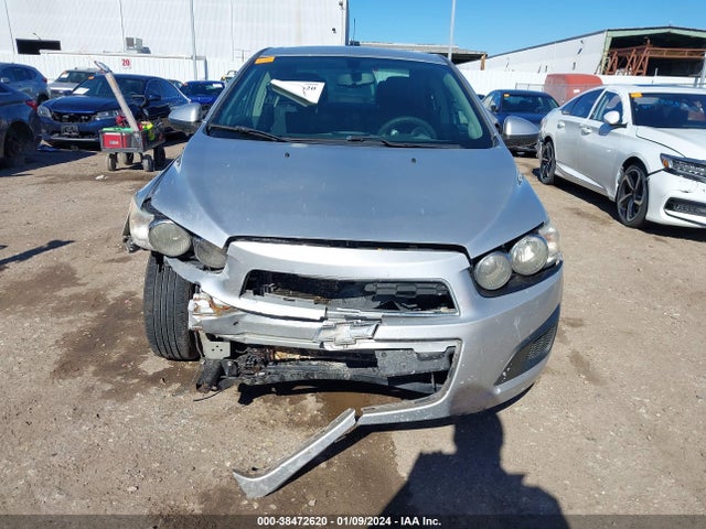 Chevrolet Sonic Lt Auto 2015 1G1JC5SH3F4109400 Image 12