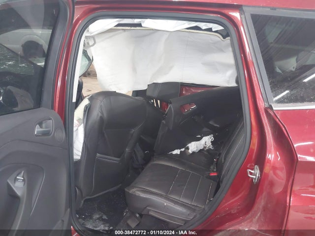1FMCU9JXXGUA53238 Ford Escape Titanium