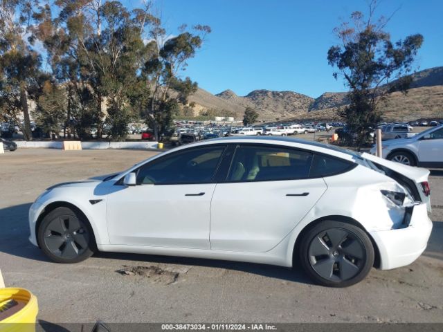 5YJ3E1EA8MF915952 Tesla Model 3 Standard Range Plus Rear-wheel Drive