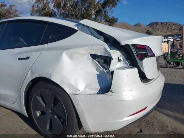 5YJ3E1EA8MF915952 Tesla Model 3 Standard Range Plus Rear-wheel Drive