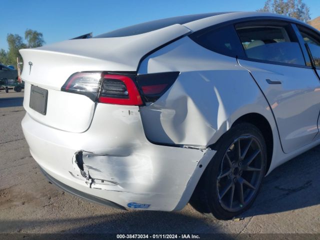 5YJ3E1EA8MF915952 Tesla Model 3 Standard Range Plus Rear-wheel Drive